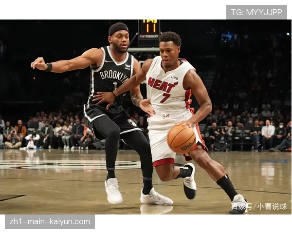 卢伟强调替补球员随时待命 上海十六连胜展现阵容深度 卢伟强调替补球员随时待命 上海十六连胜展现阵容深度