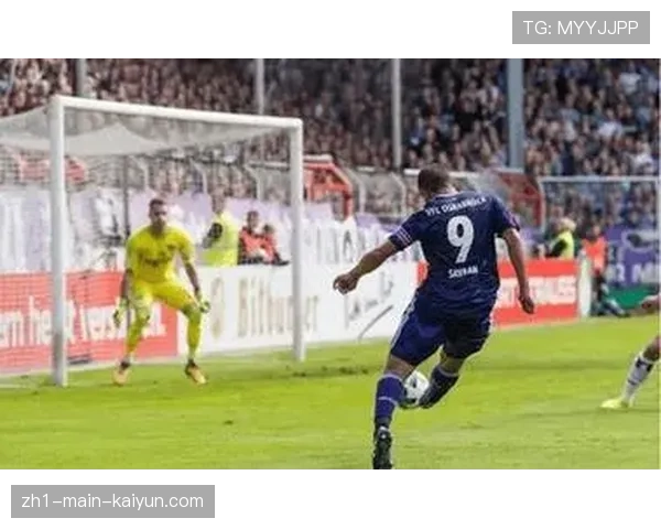 伊尔泽进攻型433：霍芬海姆前场丢球后瞬间反抢的战术执行力